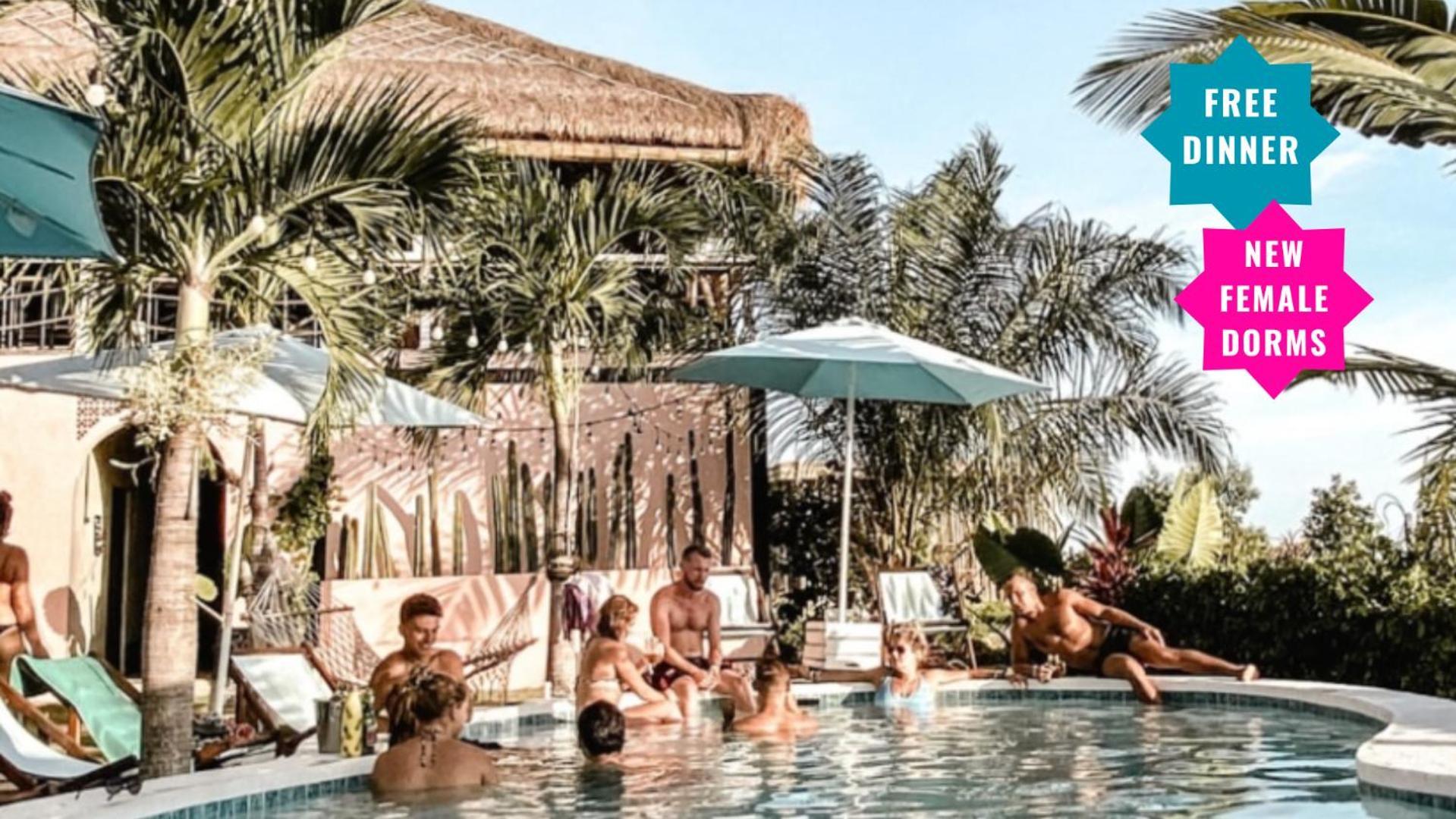 Clandestino Hostel Canggu エクステリア 写真